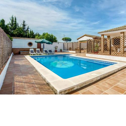 Nice villa with pool near Barbate Beach