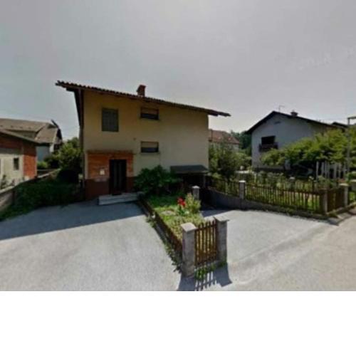 Nik & Brina's place
