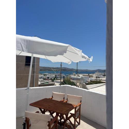 Nikos Family Apartment Milos