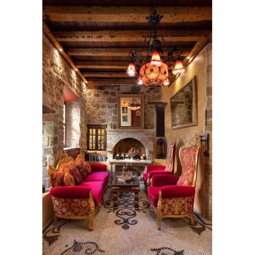 Nikos Takis Fashion Boutique Hotel