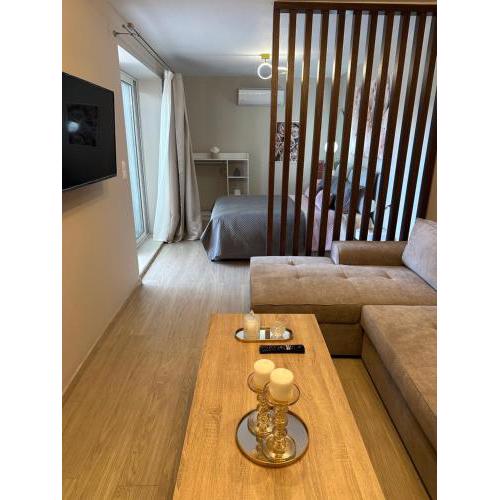 NIMA Holiday Home