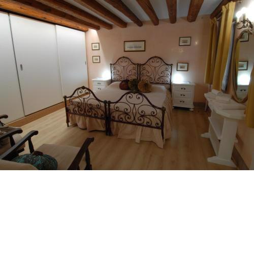 Ninette Home