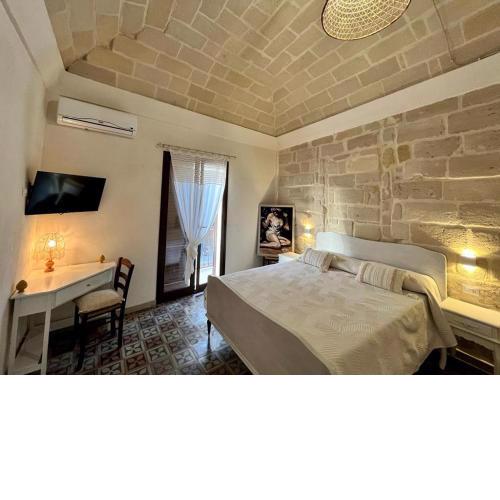NINNI SUITE