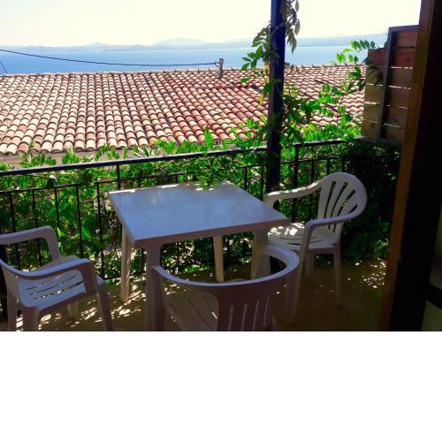 Nissaki Suite Artemis Apartment