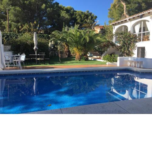 No 20 Bernia, Moraira