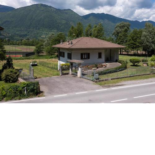 Nonna Elvira Holiday House
