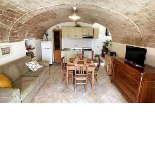 Nonna Marisa House (In the rock)