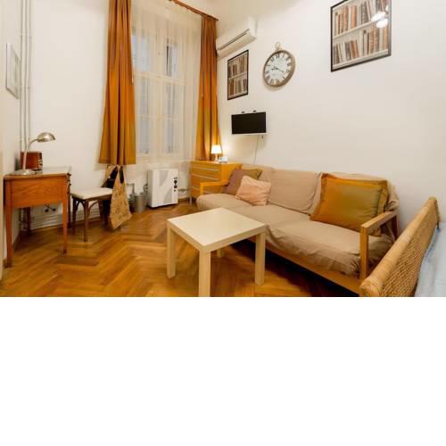 Nora Apartment