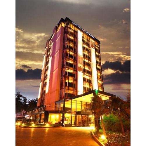 North Point Hotel