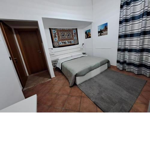 NOSE ROOM