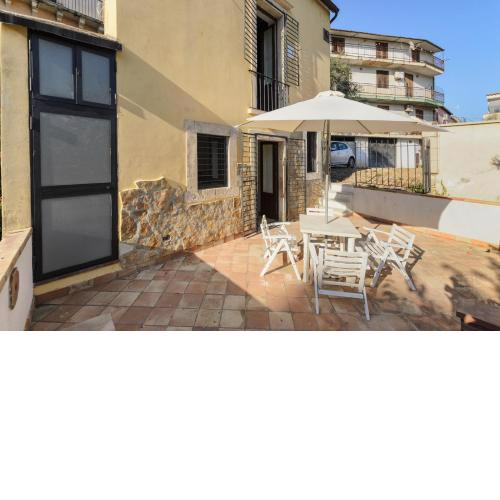 Noto Garden Holiday Home