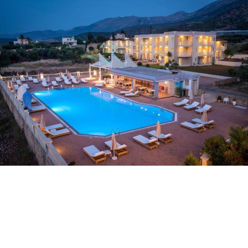 Notos Heights Hotel & Suites