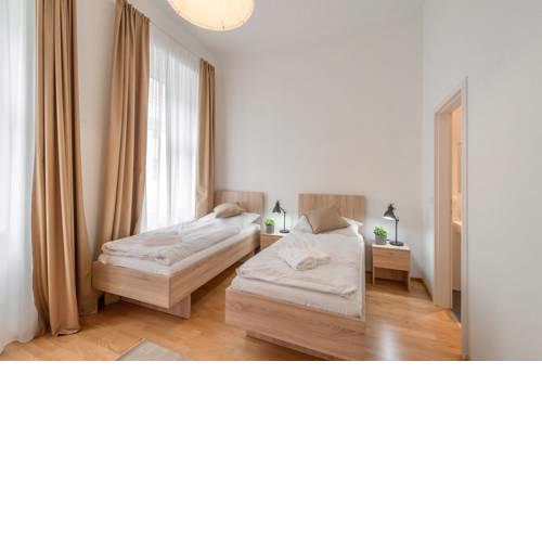 Novel and extensive appartment