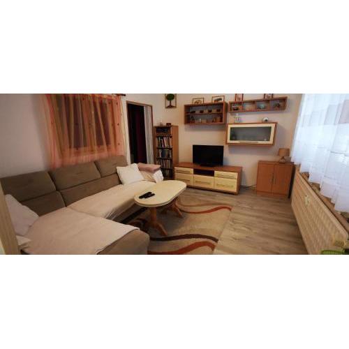 Novozrekonštruovaný apartmán s výhľadom na tichom mieste