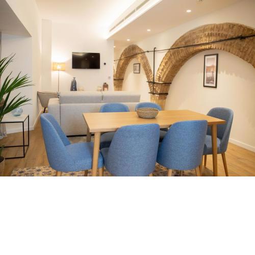 nQn Aparts & Suites Sevilla