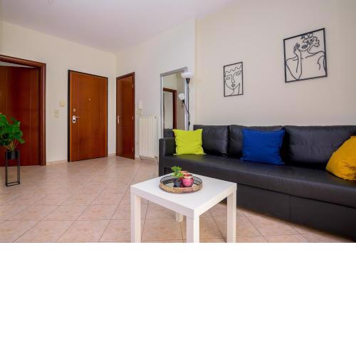 NTINA'S APARTMENT
