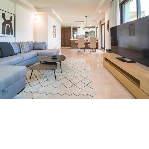Nueva Andalucia flat with pool ref M33