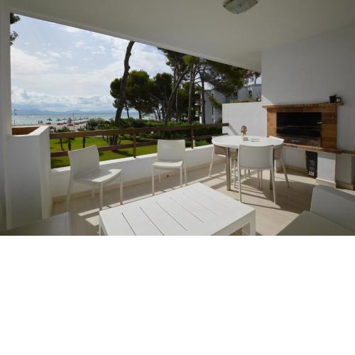 Nuevo apartamento con vista panoramica al mar
