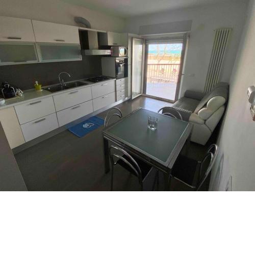 Nuovissimo Appartamento con Terrazza vista Mare
