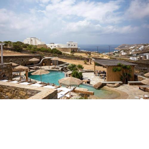 Nur Mykonian Suites