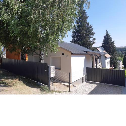 Nyíl Apartmanház