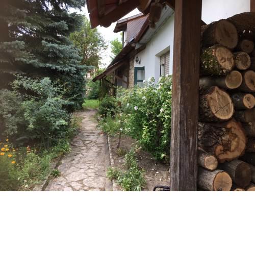 Nyitva Apartman