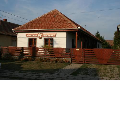 Nyugalom Apartman Hercegkút