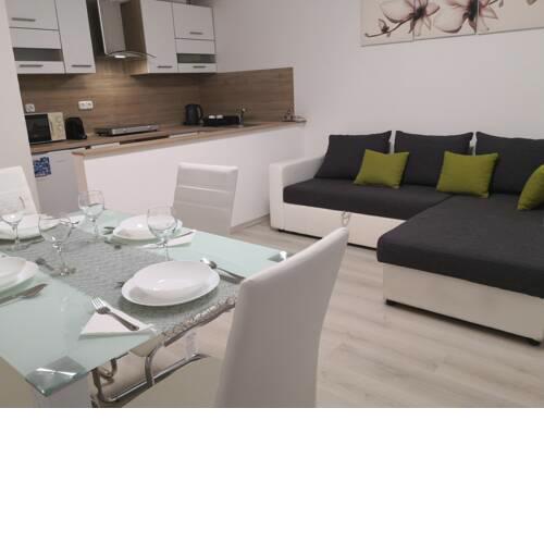 OASIS APARTMAN