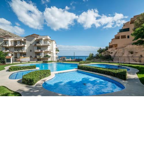OASIS BEACH MASCARAT