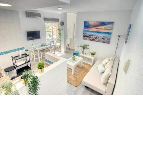 Oasis Coqueto y bonito apartamento con piscina