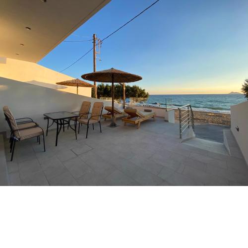 Ocean Blue I, Seaside Suite