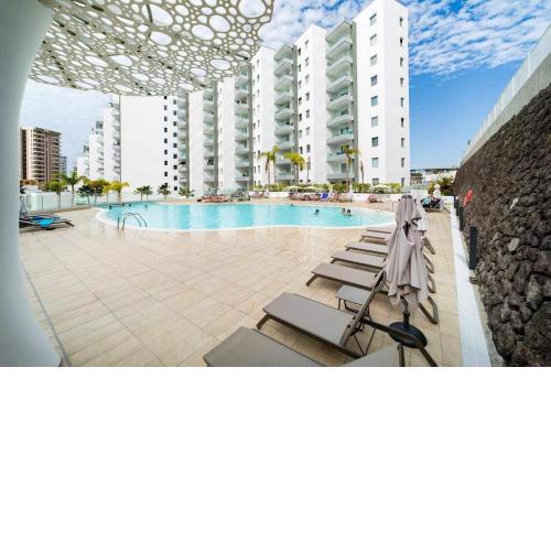 Ocean Garden Suite 11 con jardín privado