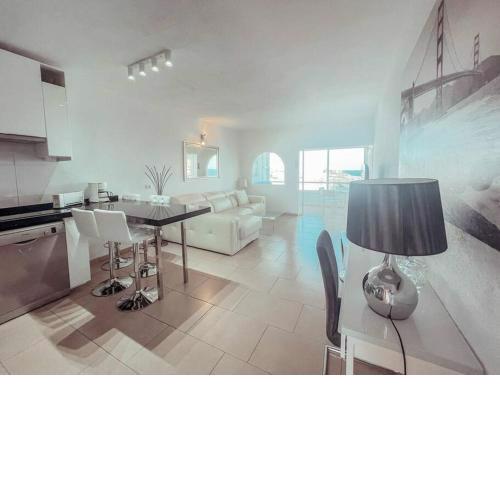 Ocean view apartment in Callao Salvaje CS123
