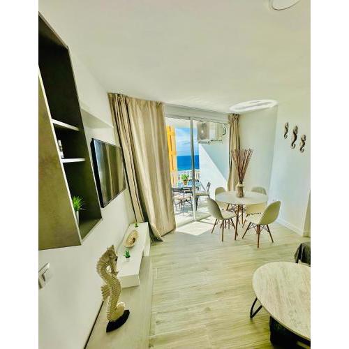 OCEANFRONT APARTAMENT