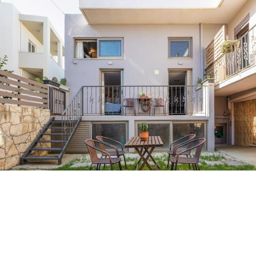 Oddas Beach House