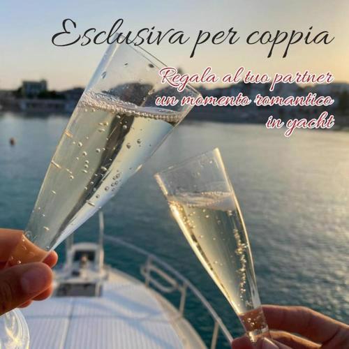 ODISSEA BOAT - Esperienza romantica per coppia in yacht