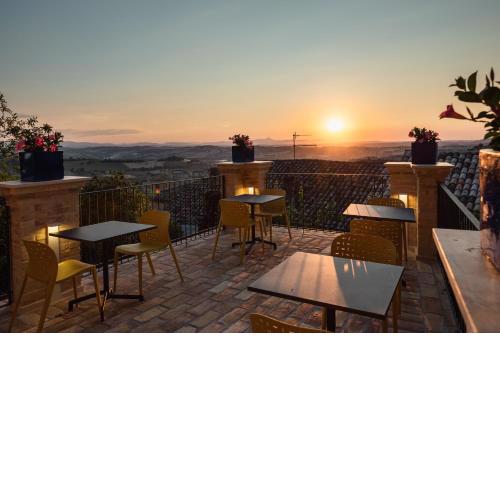 OGNISSANTI GuestHouse & Suites