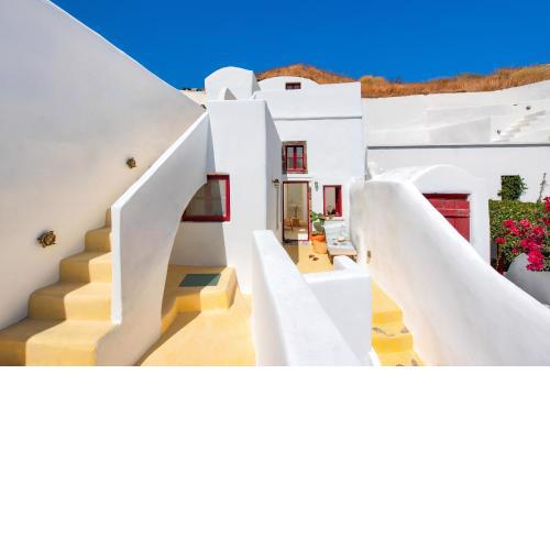 Oikia Cave House