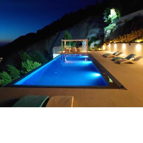 Okeanos Luxury Villas - Resort
