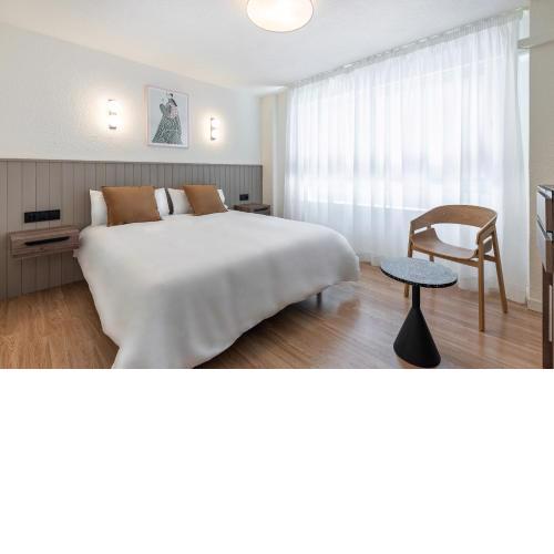 Olala Granada Suites