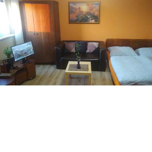 Old Bridge Quiet Apartment with panorama view