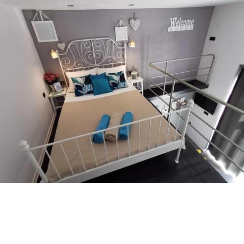 Old Town Apartment - Blue