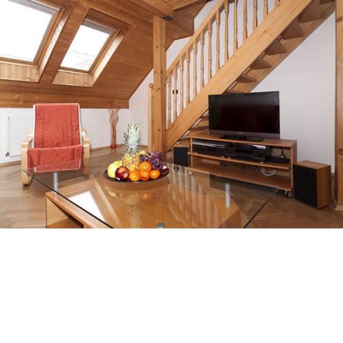 Old Town Apartments Tyn