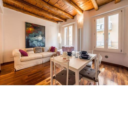 [Old Town] San Vitale Apartment
