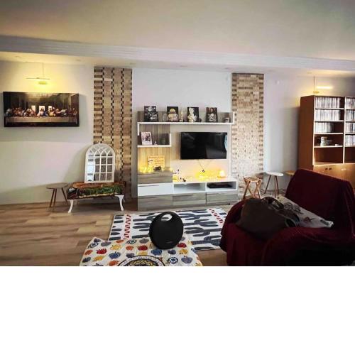 Old Town Stylish Apartment