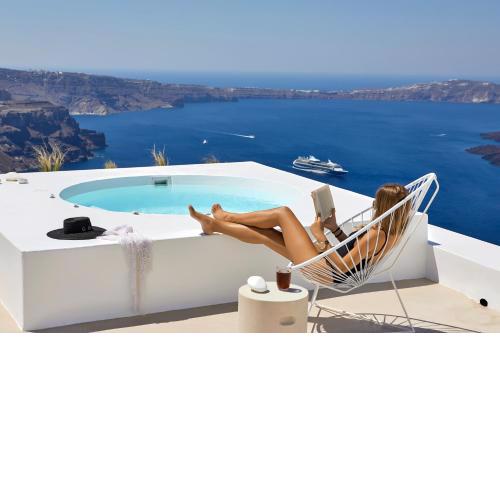 Olia Villas & Suites