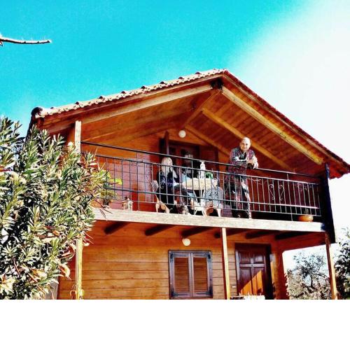 Olive Grove Chalet