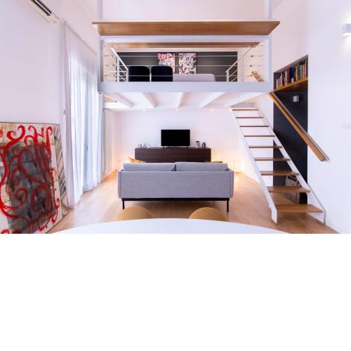 Oliveri Vintage House at Politeama