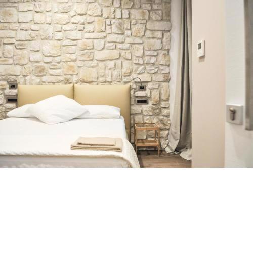 Olivia Rooms Eurialo