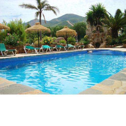 Olivo Finca la Raja 3 Dormitorios Piscina Compartida